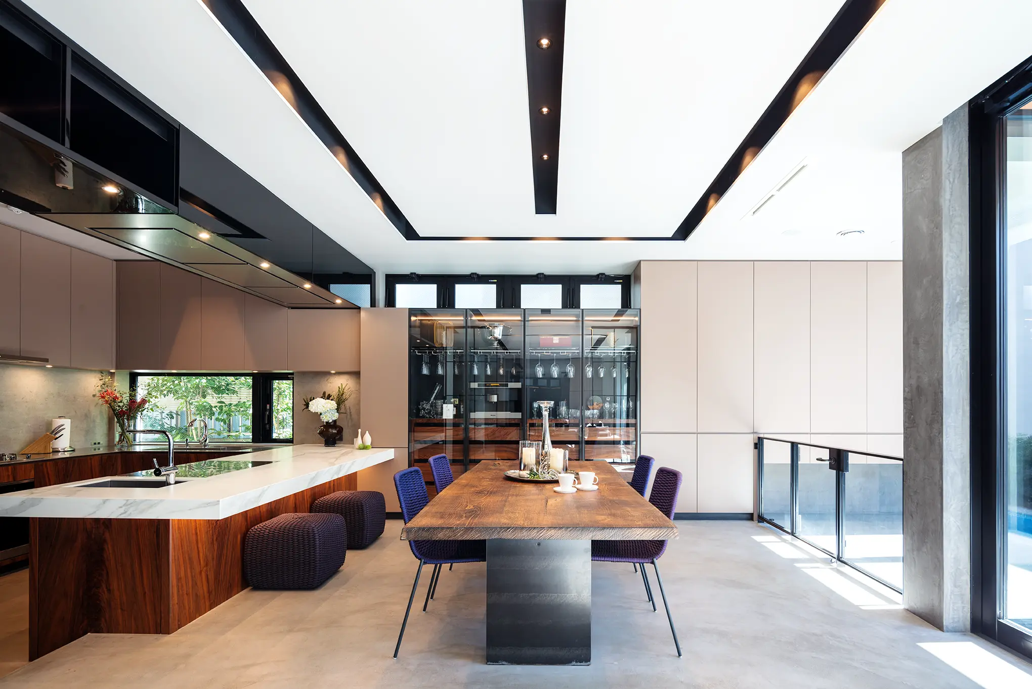 Urban Resort Style［東京都目黒区］｜ 完全オーダーメイドのデザイナーズ高級注文住宅 ｜ 株式会社ハウゼ