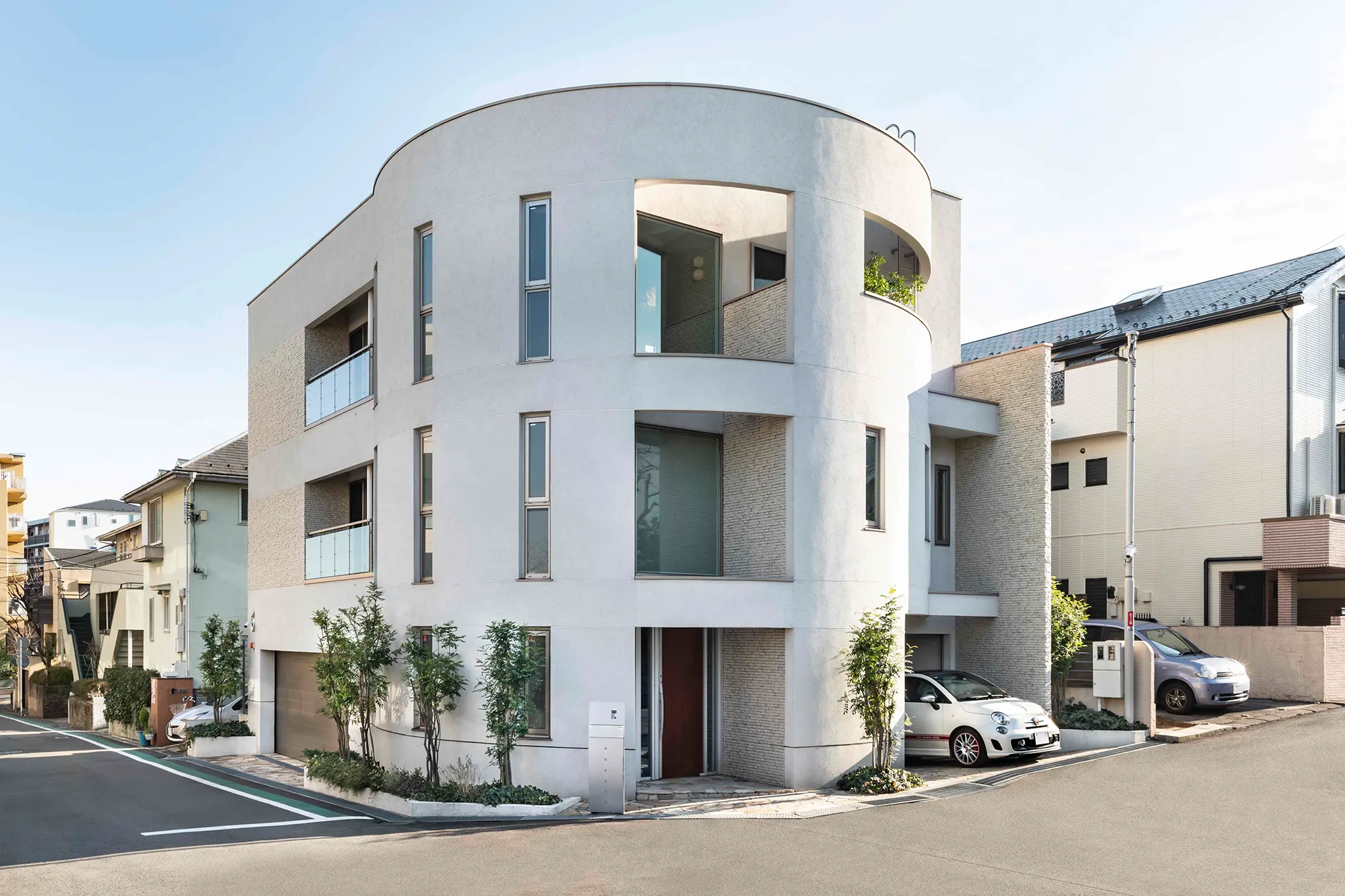 R-Design House［神奈川県川崎市］｜ 完全オーダーメイドのデザイナーズ高級注文住宅 ｜ 株式会社ハウゼ