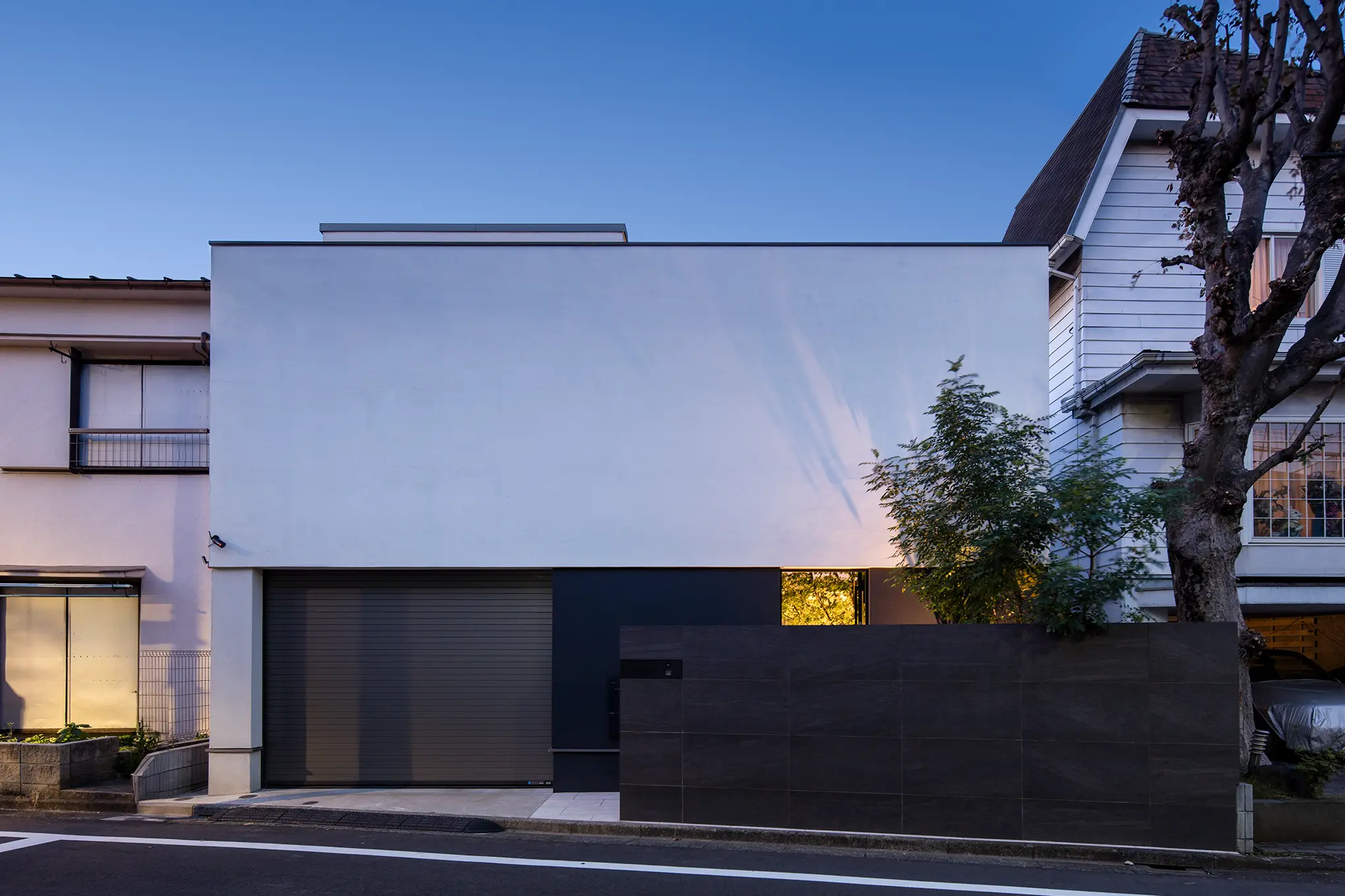 3つの中庭のある都市型住宅［東京都目黒区］｜ 完全オーダーメイドのデザイナーズ高級注文住宅 ｜ 株式会社ハウゼ