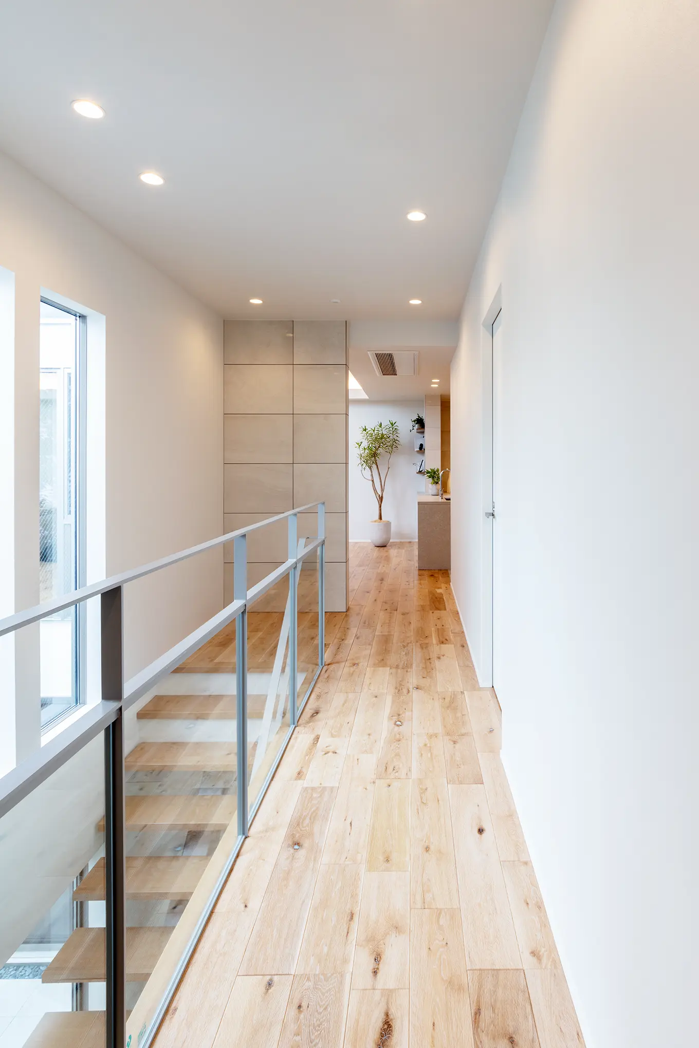 LIVING WITH LIGHT AND NATURE［東京都渋谷区］｜ 完全オーダーメイドのデザイナーズ高級注文住宅 ｜ 株式会社ハウゼ