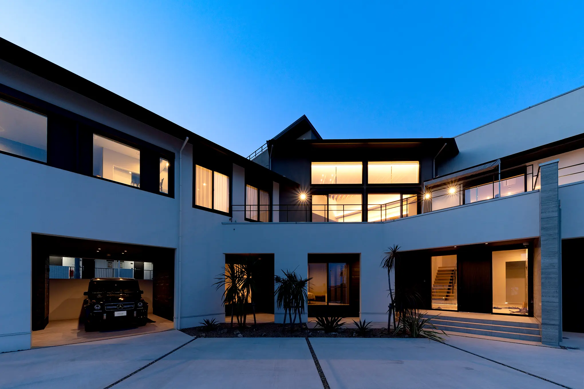 Sea Coast Villa［神奈川県横須賀市］｜ 完全オーダーメイドのデザイナーズ高級注文住宅 ｜ 株式会社ハウゼ