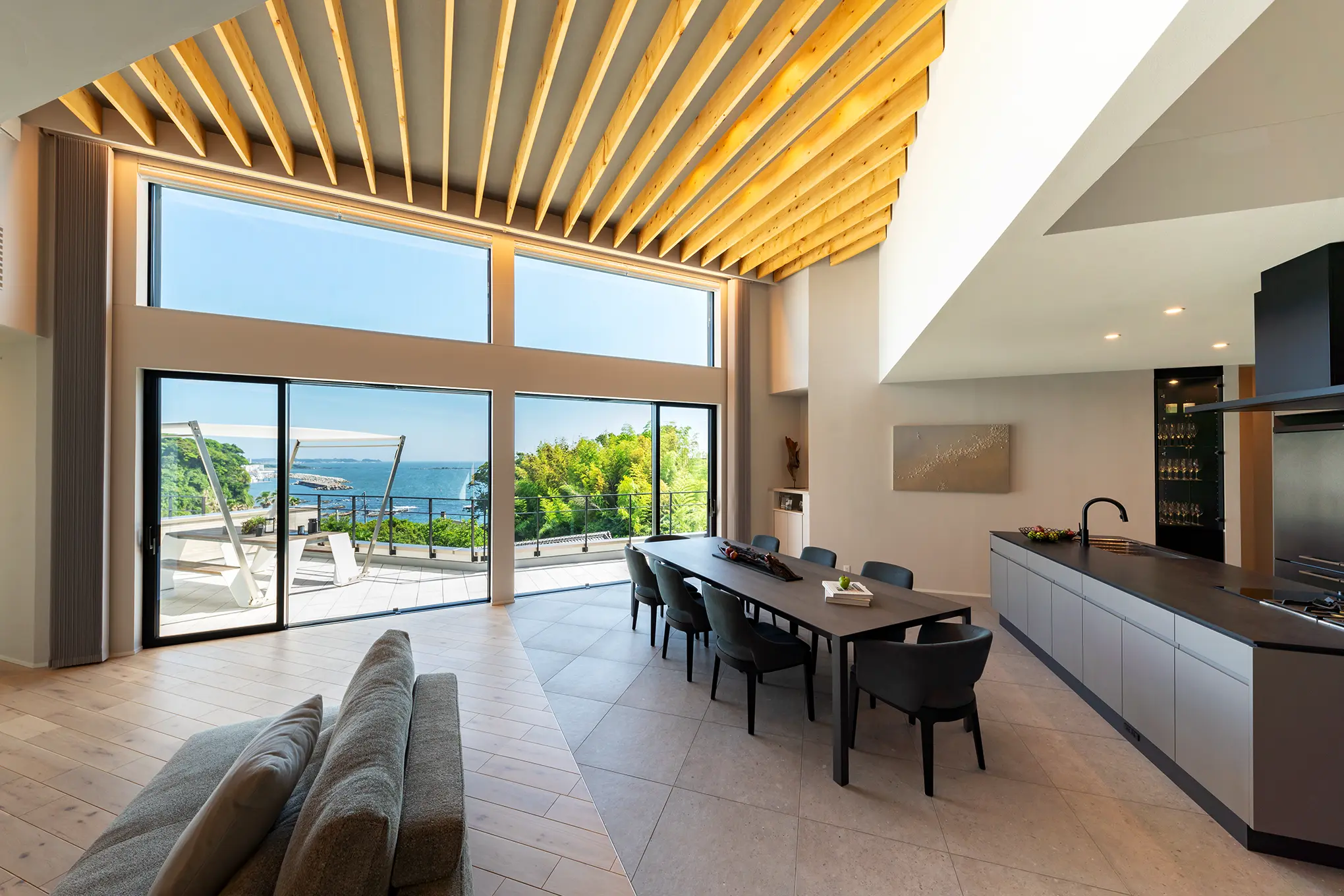 Sea Coast Villa［神奈川県横須賀市］｜ 完全オーダーメイドのデザイナーズ高級注文住宅 ｜ 株式会社ハウゼ