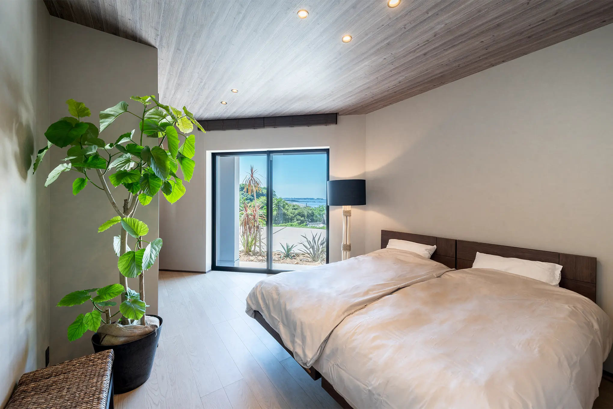 Sea Coast Villa［神奈川県横須賀市］｜ 完全オーダーメイドのデザイナーズ高級注文住宅 ｜ 株式会社ハウゼ