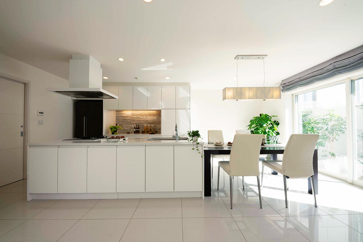 COMFORT MODERN TASTE［横浜市鶴見区］｜ 完全オーダーメイドのデザイナーズ高級注文住宅 ｜ 株式会社ハウゼ