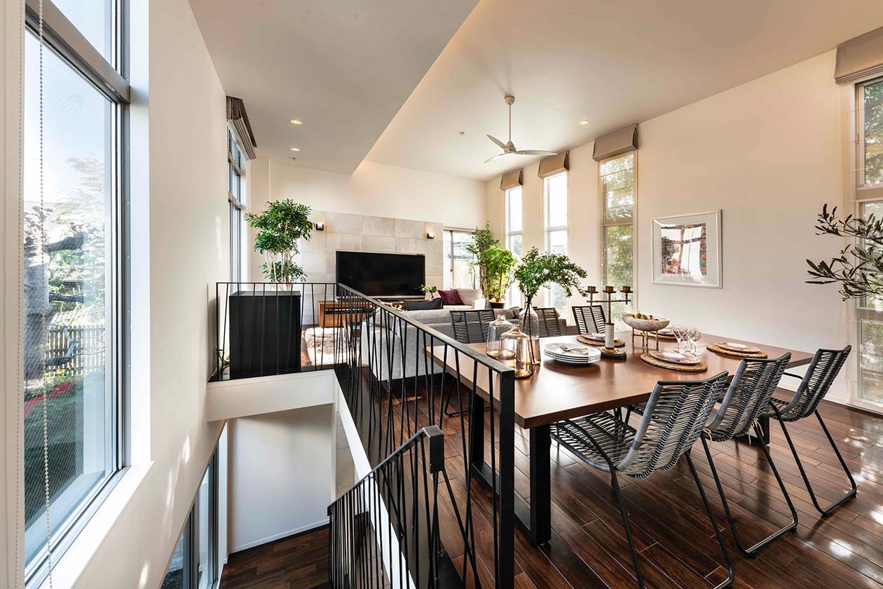 大樹と暮らす家［東京都大田区］｜ 完全オーダーメイドのデザイナーズ高級注文住宅 ｜ 株式会社ハウゼ