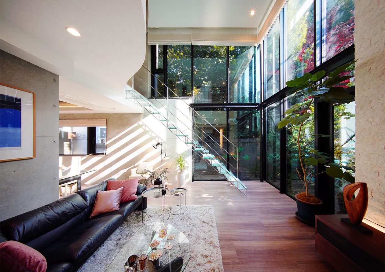 ガラス階段のある家［東京都世田谷区］｜ 完全オーダーメイドのデザイナーズ高級注文住宅 ｜ 株式会社ハウゼ