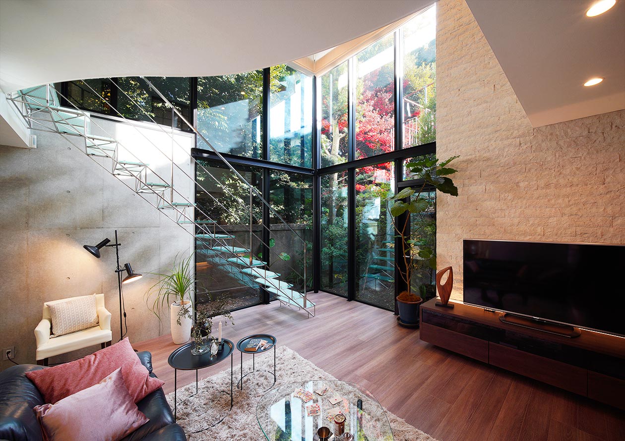 ガラス階段のある家［東京都世田谷区］｜ 完全オーダーメイドのデザイナーズ高級注文住宅 ｜ 株式会社ハウゼ
