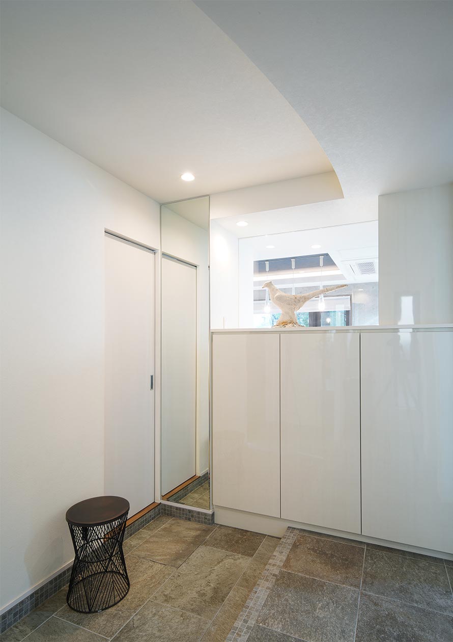 ガラス階段のある家［東京都世田谷区］｜ 完全オーダーメイドのデザイナーズ高級注文住宅 ｜ 株式会社ハウゼ