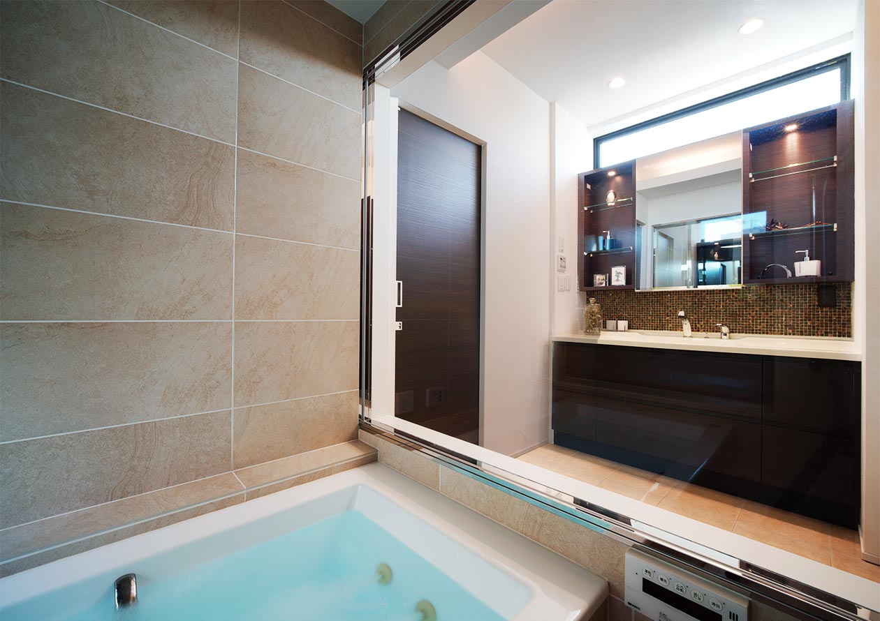 ガラス階段のある家［東京都世田谷区］｜ 完全オーダーメイドのデザイナーズ高級注文住宅 ｜ 株式会社ハウゼ