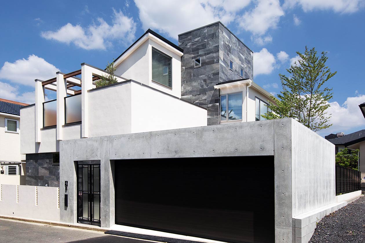 薪ストーブがある都会のくつろぎ空間［横浜市都筑区］｜ 完全オーダーメイドのデザイナーズ高級注文住宅 ｜ 株式会社ハウゼ