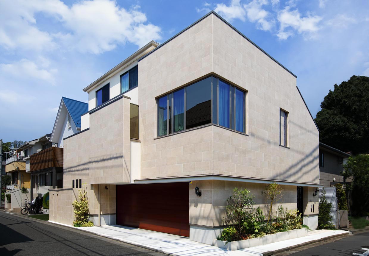 インナーバルコニーがある家［東京都世田谷区］ ｜ 完全オーダーメイドのデザイナーズ高級注文住宅 ｜ 株式会社ハウゼ