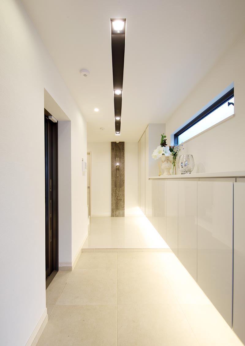 インナーバルコニーがある家［東京都世田谷区］ ｜ 完全オーダーメイドのデザイナーズ高級注文住宅 ｜ 株式会社ハウゼ