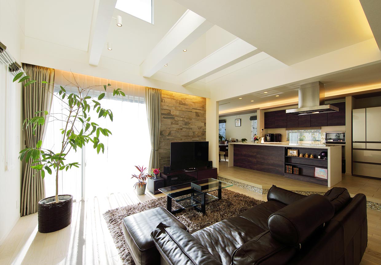 家族をつなぐスキップフロアの家［横浜市青葉区］｜ 完全オーダーメイドのデザイナーズ高級注文住宅 ｜ 株式会社ハウゼ