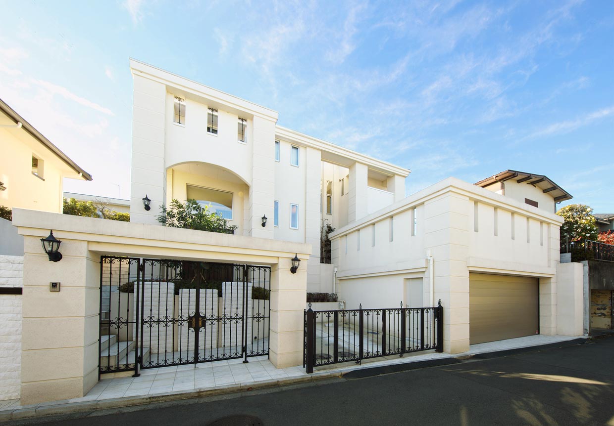 光と風と緑を最大限取り込む家［横浜市青葉区］｜ 完全オーダーメイドのデザイナーズ高級注文住宅 ｜ 株式会社ハウゼ