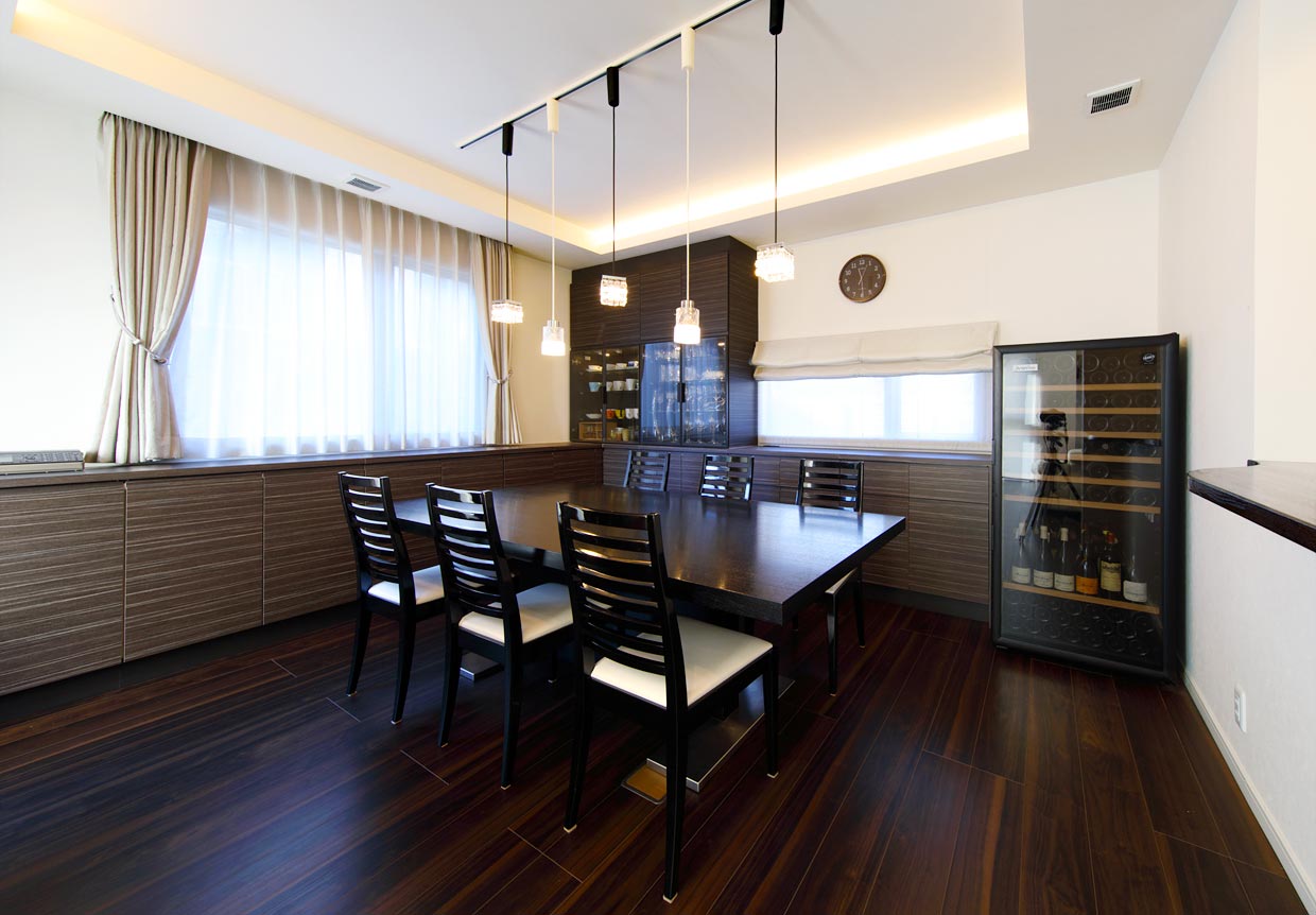 光と風と緑を最大限取り込む家［横浜市青葉区］｜ 完全オーダーメイドのデザイナーズ高級注文住宅 ｜ 株式会社ハウゼ