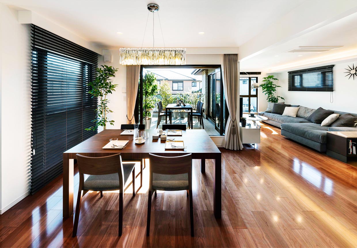 バルコニーに集う家［横浜市都筑区］｜ 完全オーダーメイドのデザイナーズ高級注文住宅 ｜ 株式会社ハウゼ