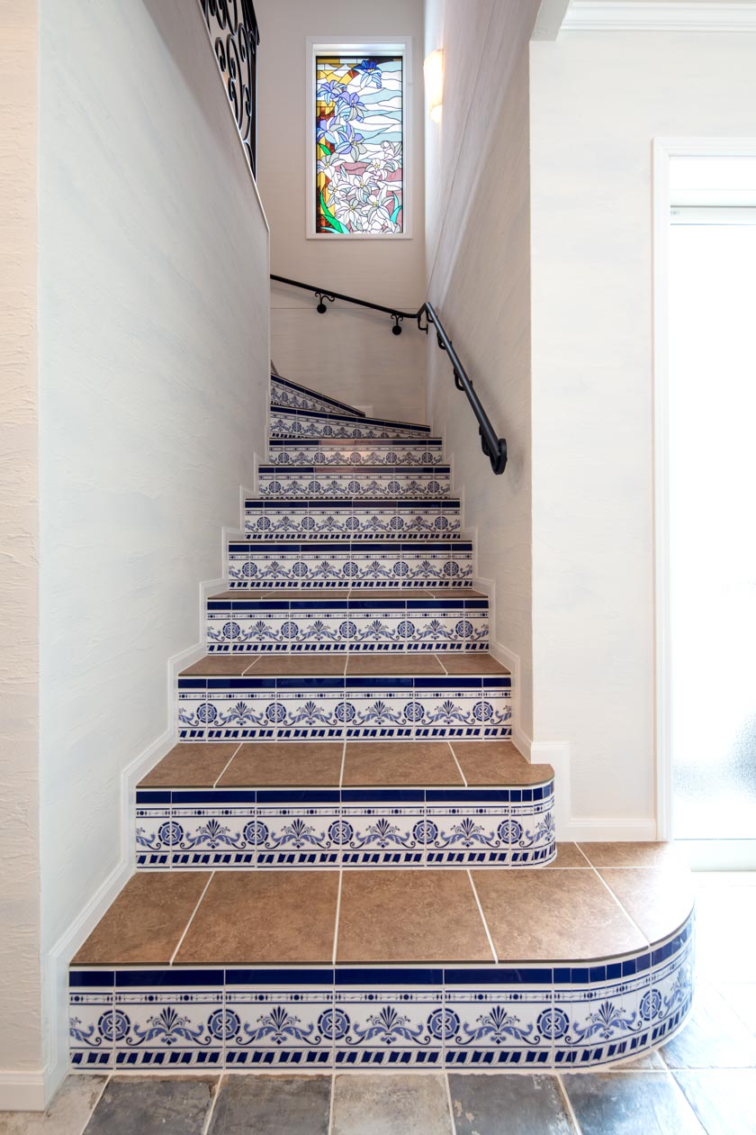 Spanish Design［東京都世田谷区］｜ 完全オーダーメイドのデザイナーズ高級注文住宅 ｜ 株式会社ハウゼ