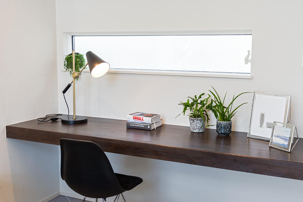 ワイドフレームが重厚感をひきたてる家［横浜市青葉区］｜ 完全オーダーメイドのデザイナーズ高級注文住宅 ｜ 株式会社ハウゼ