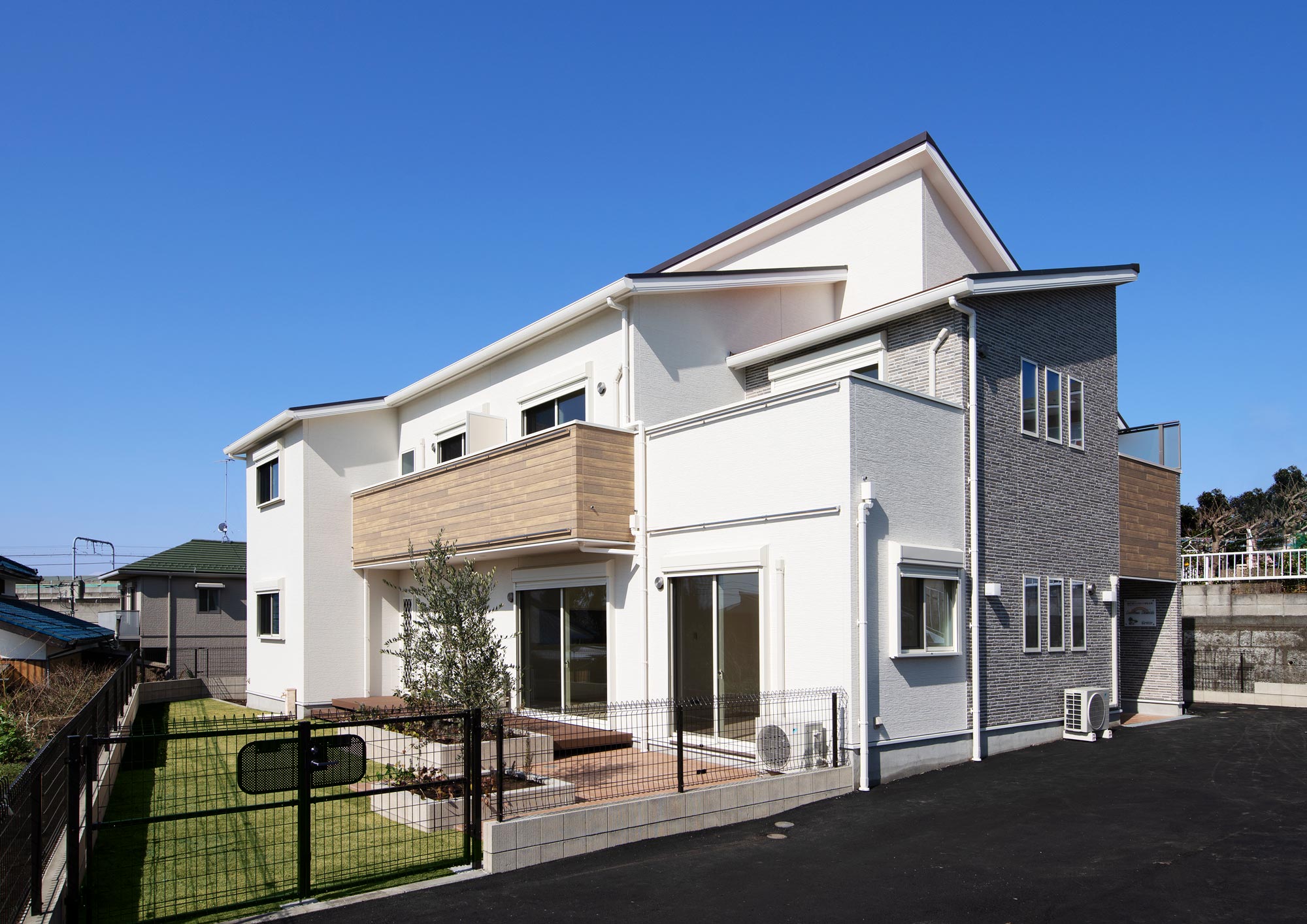 LocoHome Shimoiida ｜ 土地有効活用・活用事例 ｜ 株式会社ハウゼ