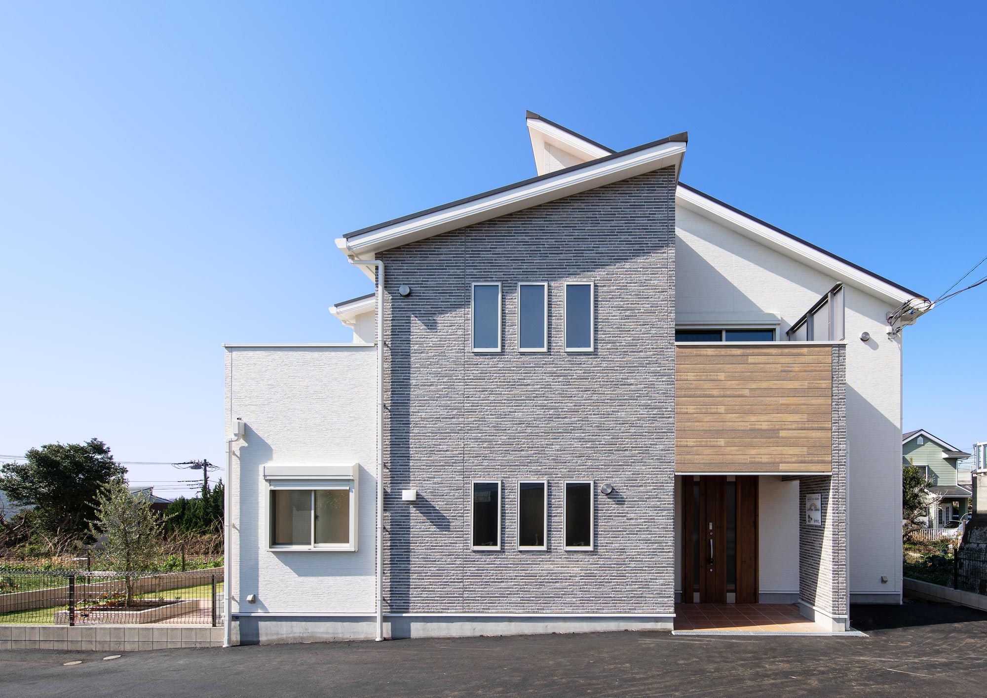 LocoHome Shimoiida ｜ 土地有効活用・活用事例 ｜ 株式会社ハウゼ