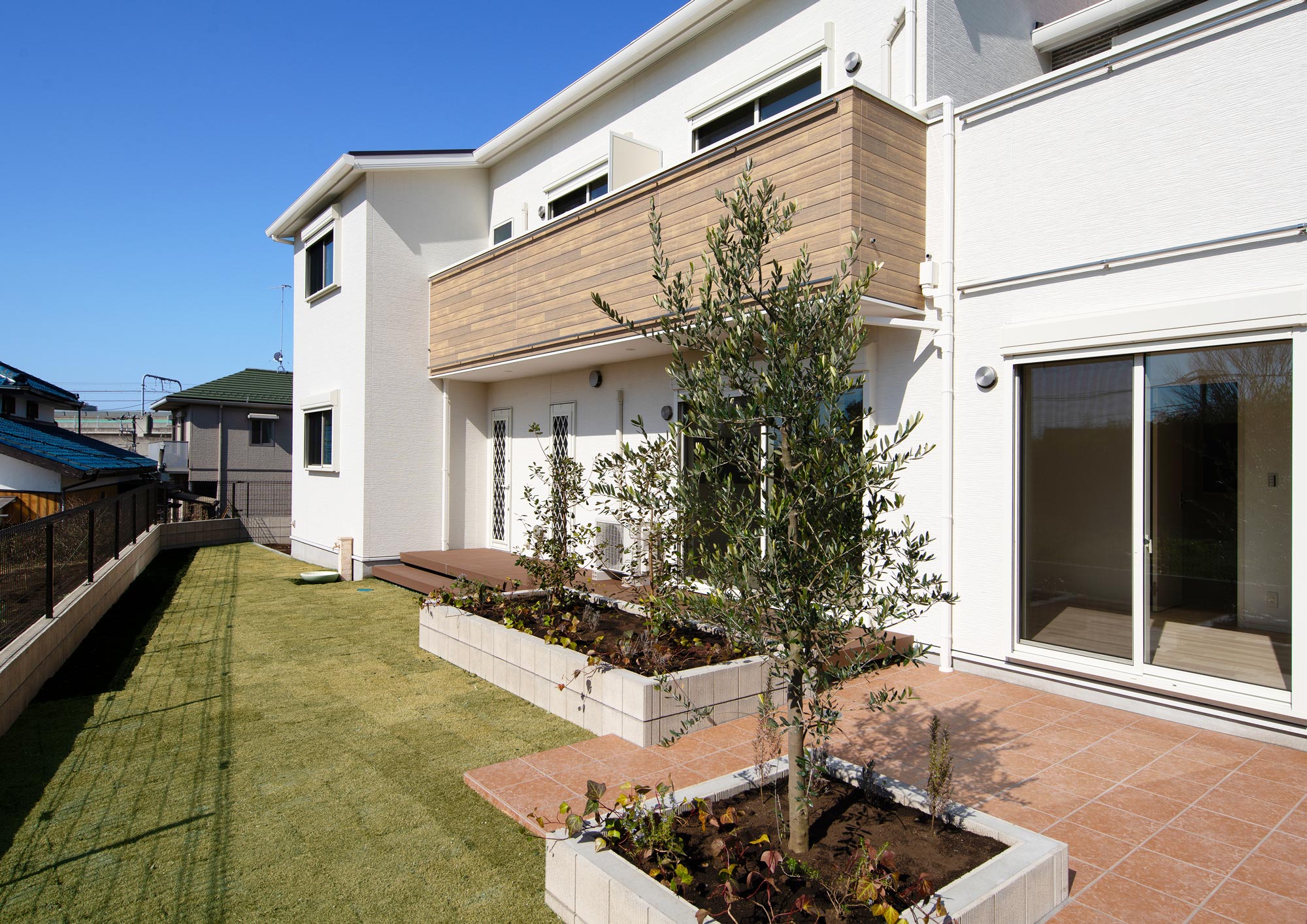 LocoHome Shimoiida ｜ 土地有効活用・活用事例 ｜ 株式会社ハウゼ