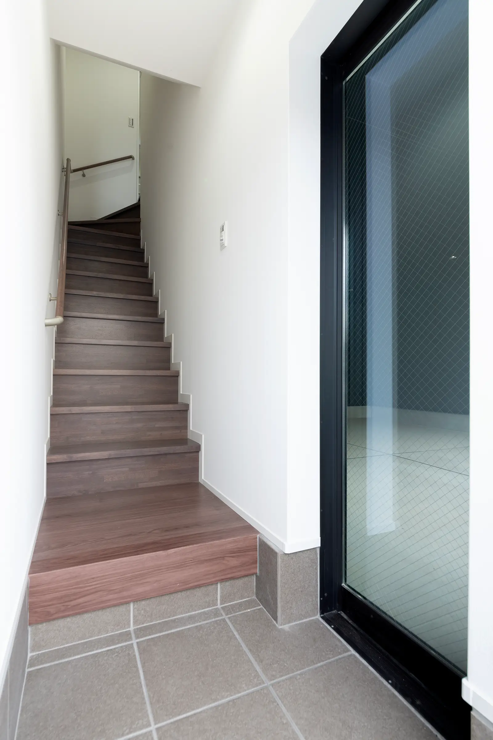 MG BASE｜ 土地有効活用・活用事例 ｜ 株式会社ハウゼ