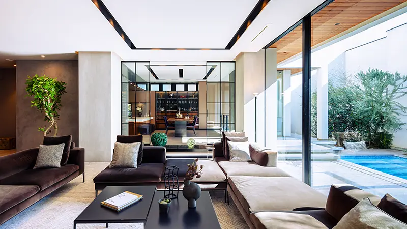 Urban Resort Style